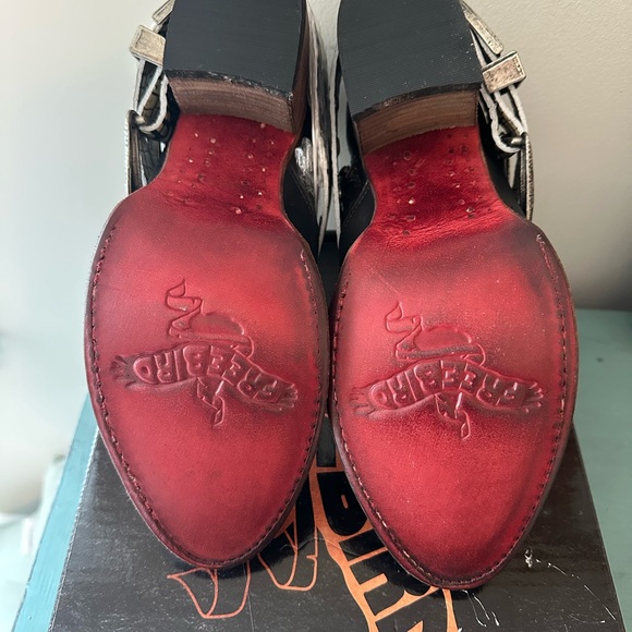 Freebird by Steven Saloon Black Leather Ankle Boots - Picture 2 of 4